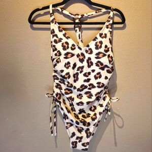 Kona Sol Leopard Print One Piece Swimsuit Size Small